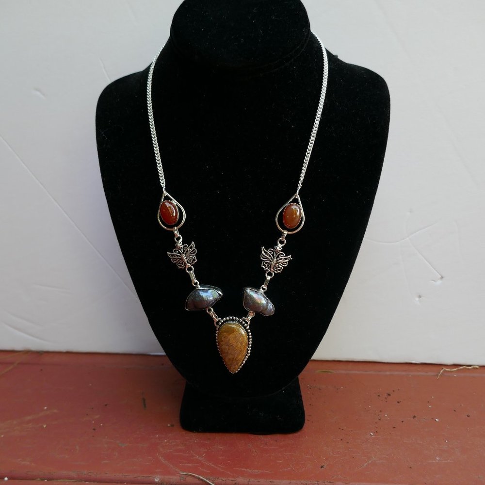 Moookalite/ Onyx 16" Ethnic necklace